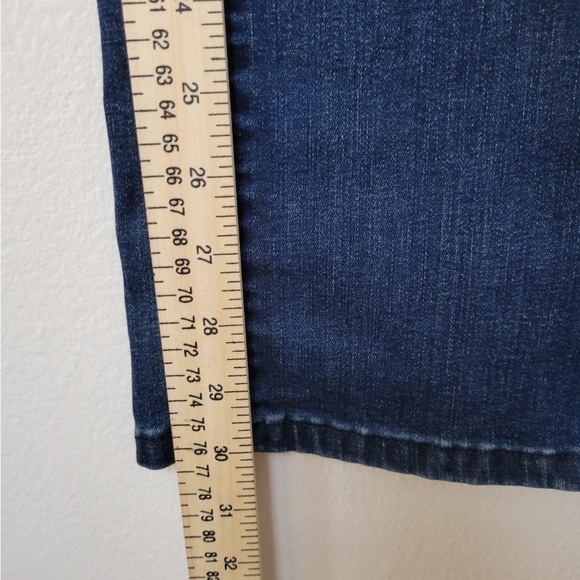 NYDJ  Straight Leg Lift Tuck Stretch Jeans Sweetbay Blue Sz 10 NWT - Picture 6 of 7